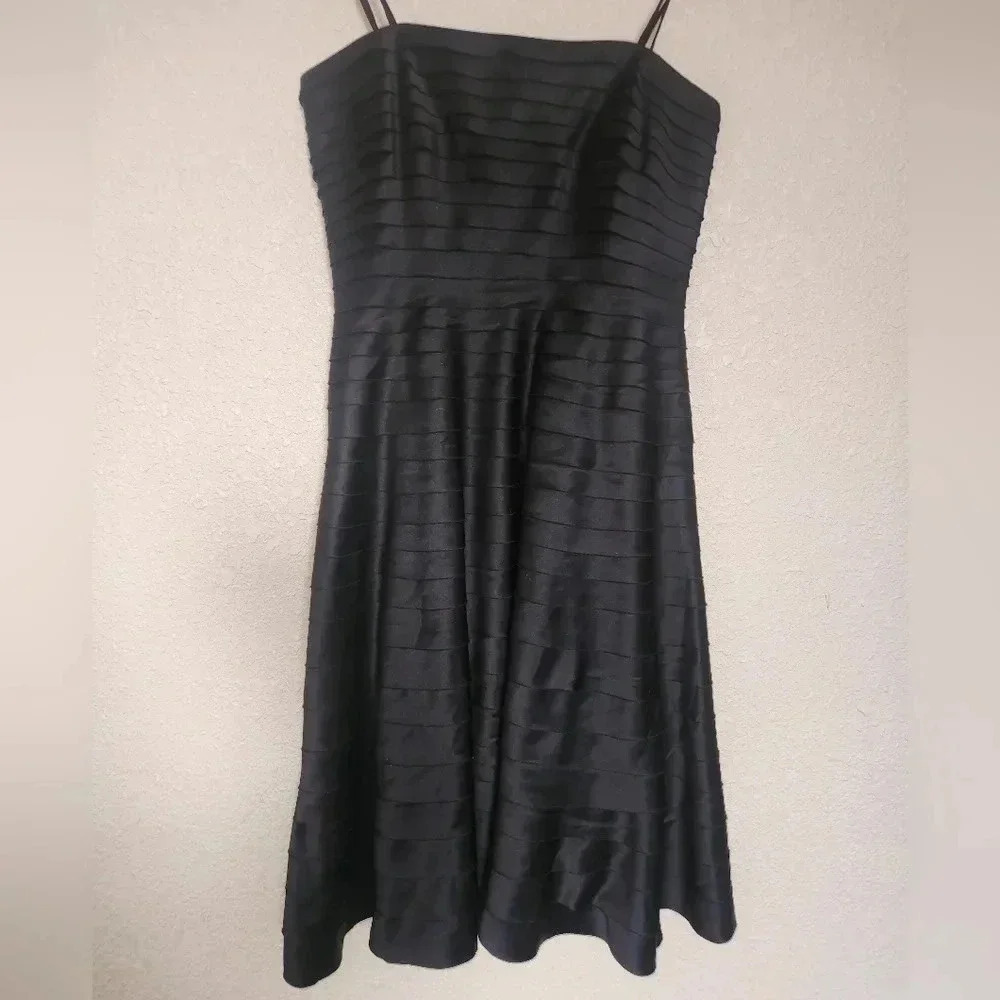 Victor Costa Vintage Classic Strapless Black Layered Mini Dress Women's Size 6